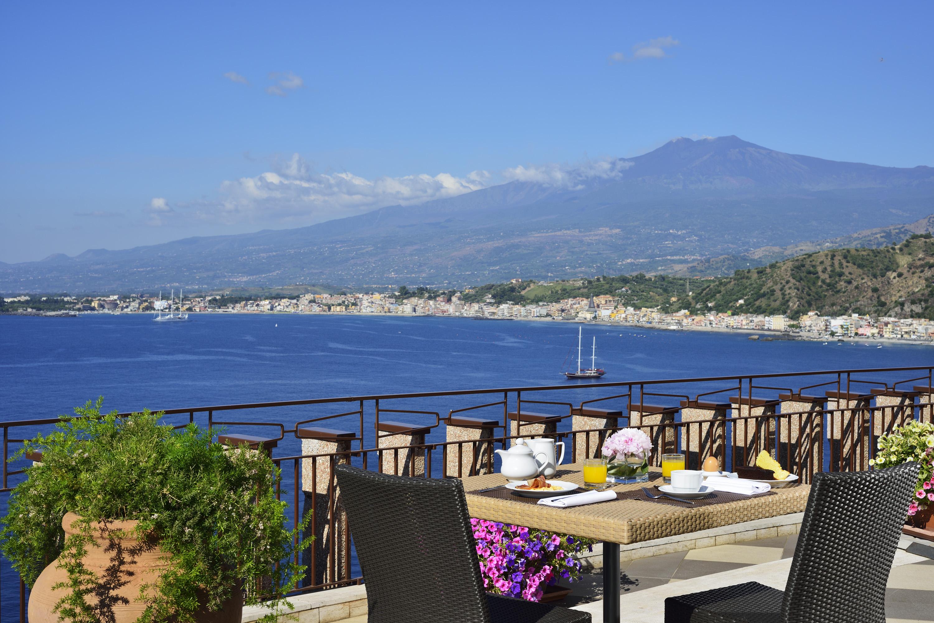 Hotel Capotaormina 4*